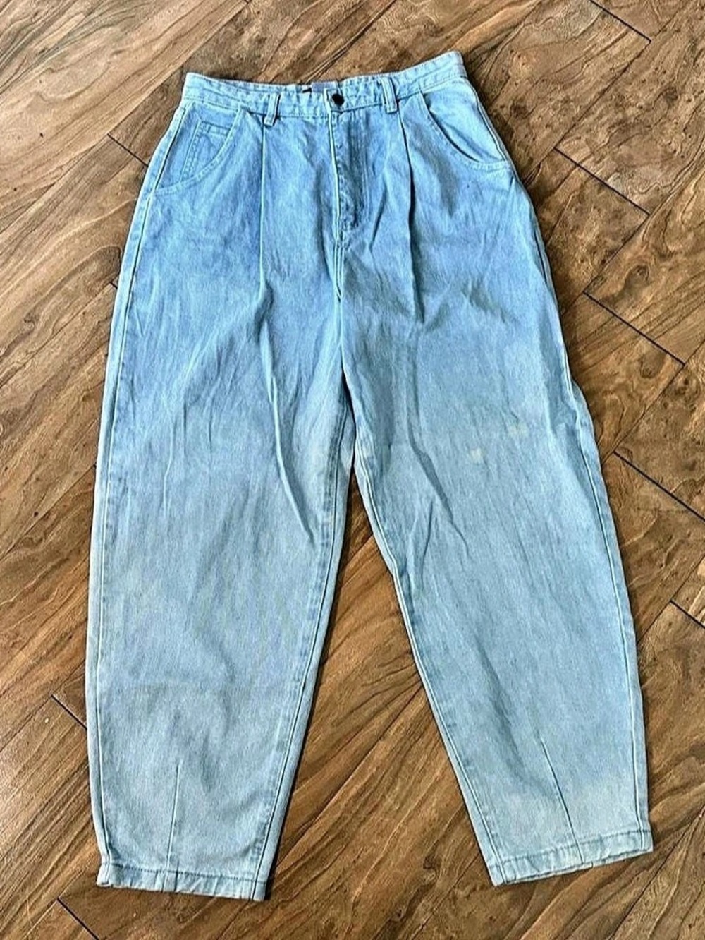 Straight Leg Jeans in Blue